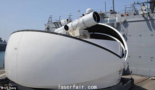 美國海軍周一的時候宣布將在軍艦上部署激光武器原型機，并在2014年將其送往中東。