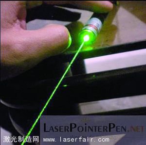 激光筆對兒童眼睛傷害巨大。