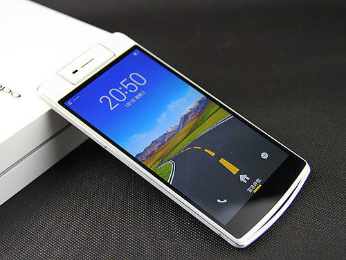 16MP旋轉(zhuǎn)鏡頭自動(dòng)全景拍照 OPPO N3評(píng)測 